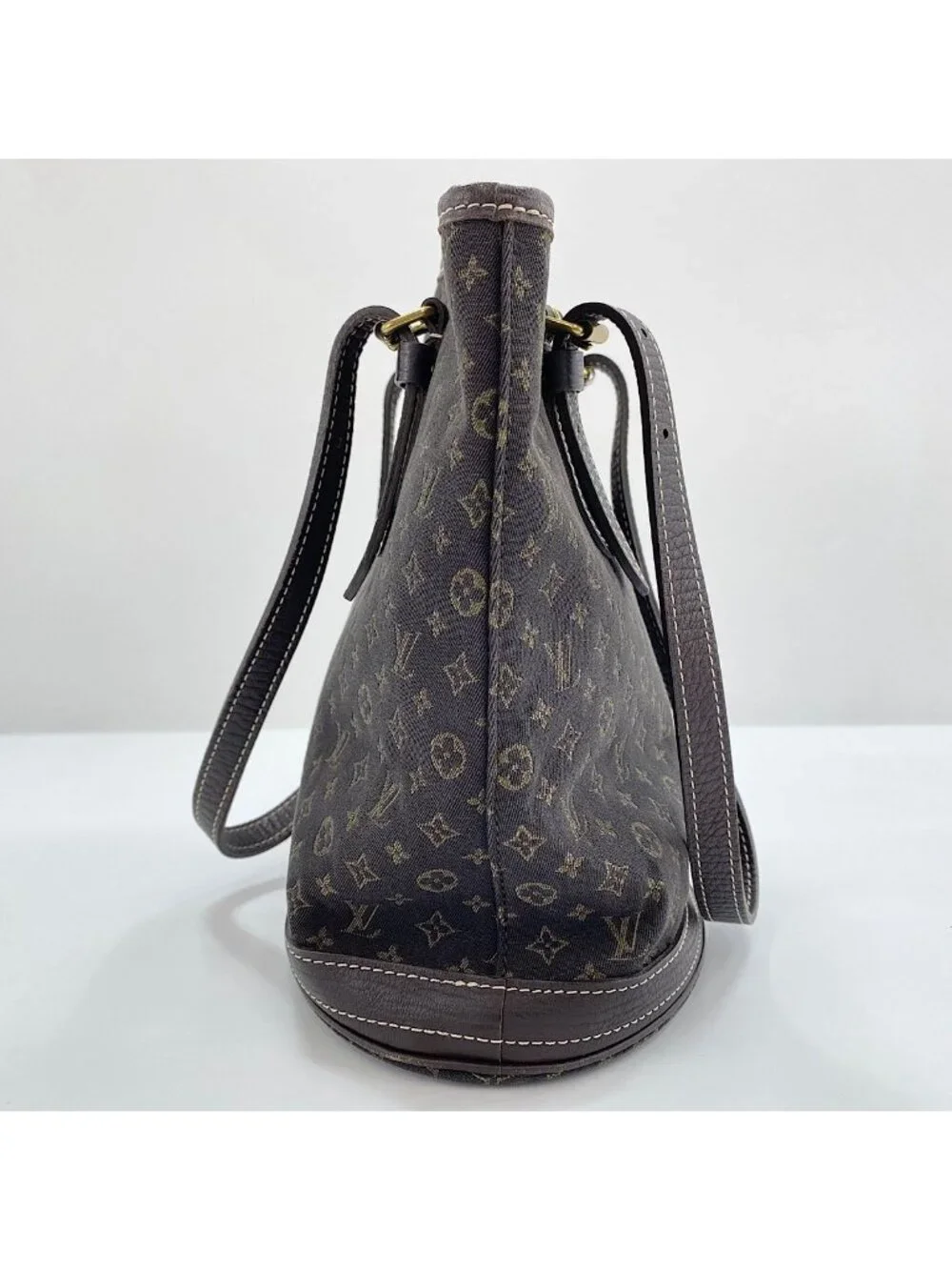 Louis Vuitton Tote Run Bucket PM